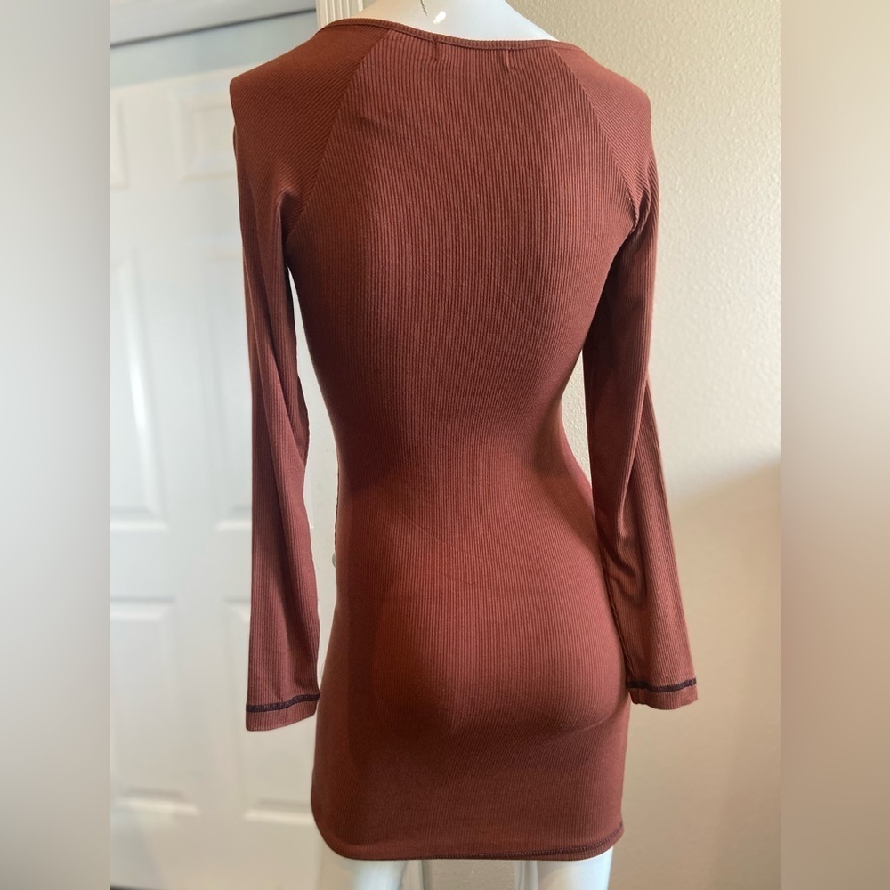 Popular 21~NWT~Lightweight~Stretchy~Rust~Ribbed Knit~Bodycon~Midi~Dress~Size S - Picture 7 of 12